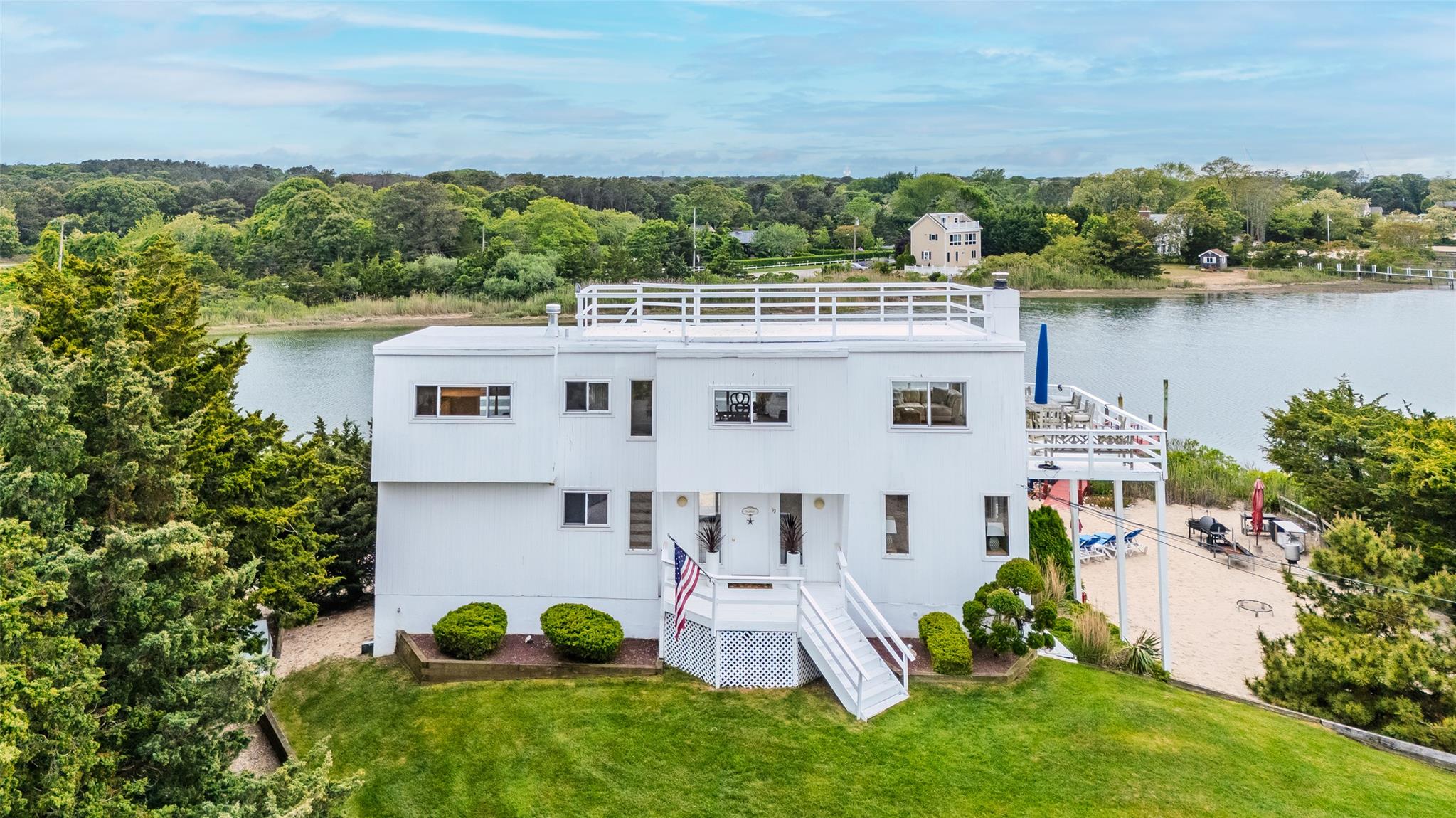 Property for Sale at Cold Spring Court, Southampton, Hamptons, NY - Bedrooms: 4 
Bathrooms: 3  - $3,450,000