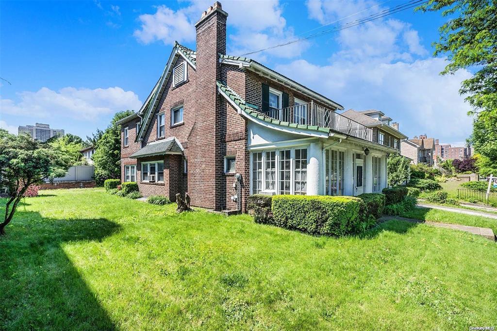 11030 69th Road, Forest Hills, New York image 13