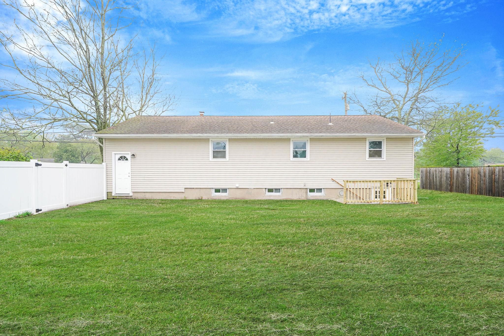 63 Beaver Dam Road, Bellport, New York image 25