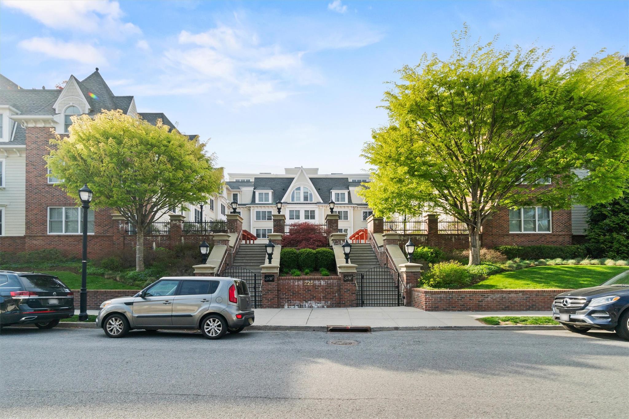 225 Stanley Avenue #304, Mamaroneck, New York image 3