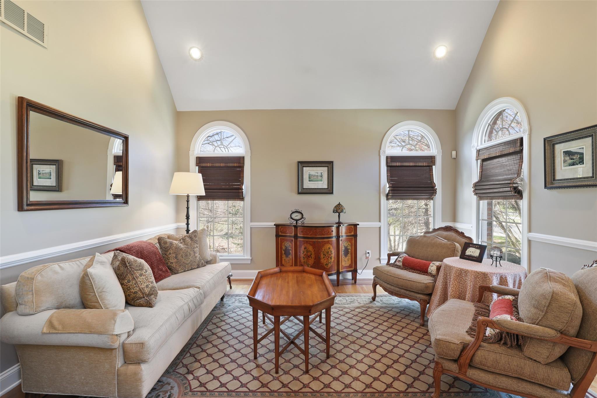 2 Stratford Drive, Mount Kisco, New York image 8