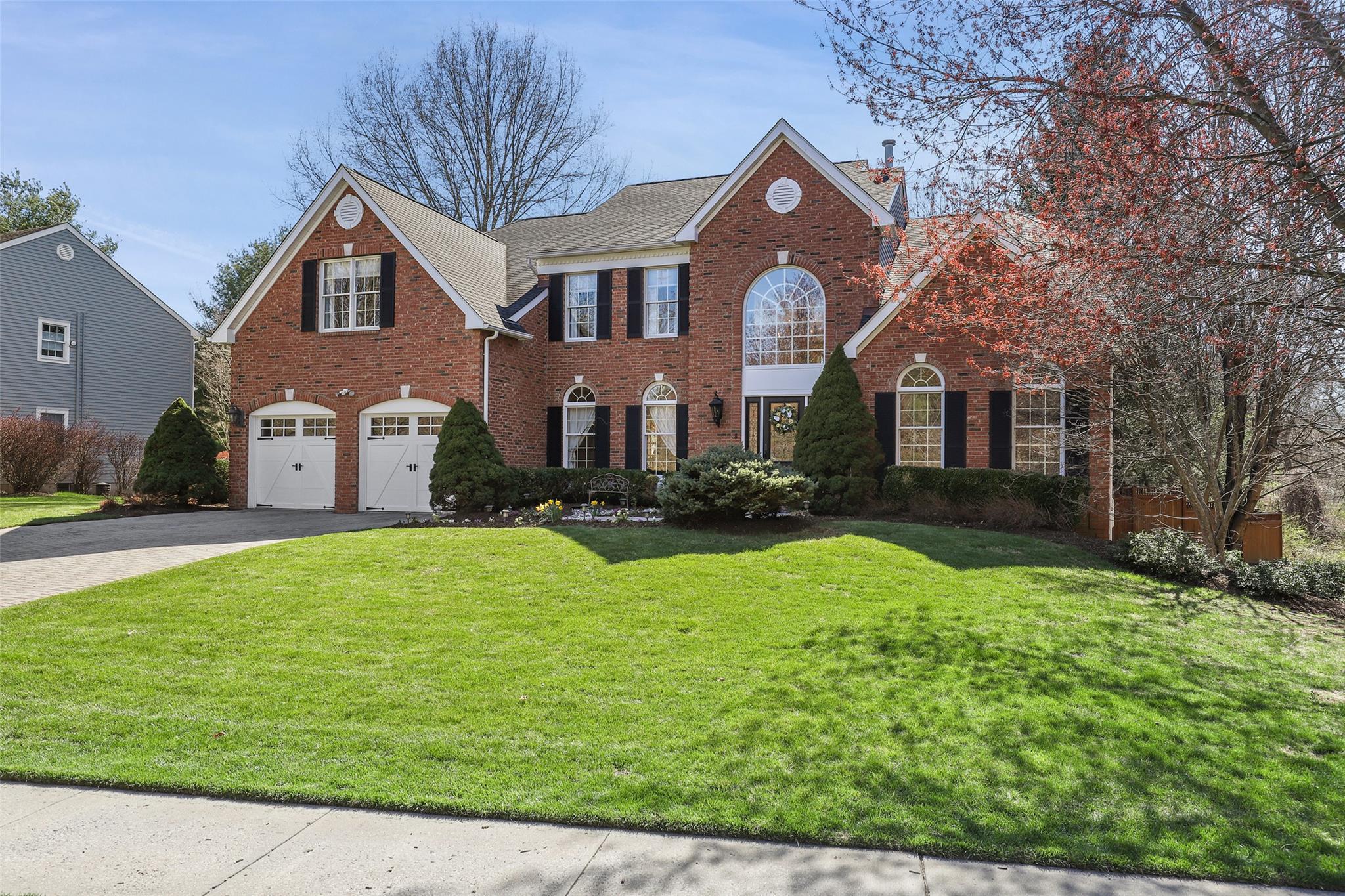 2 Stratford Drive, Mount Kisco, New York image 2