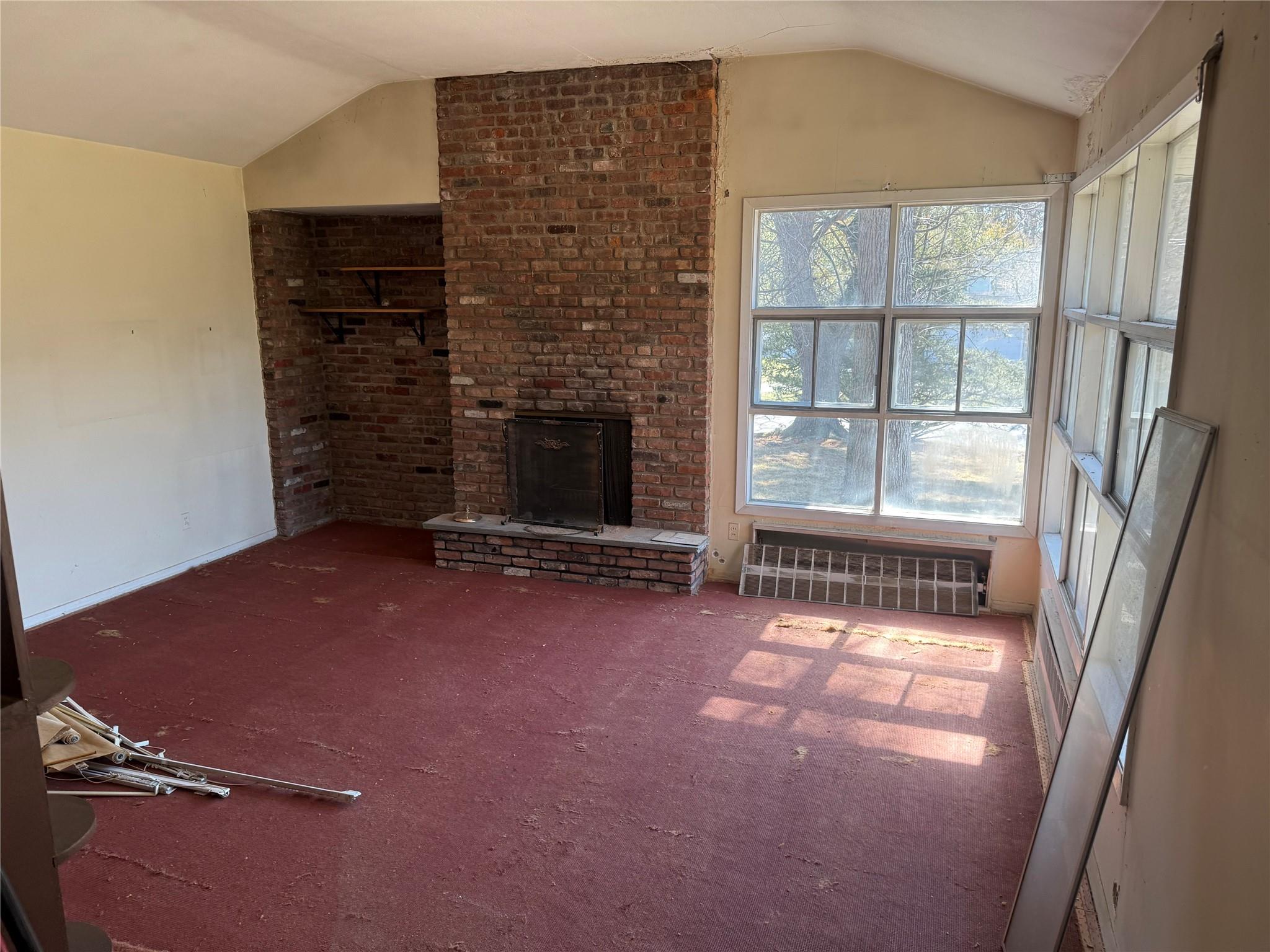 19 Millford Drive, Locust Valley, New York image 2