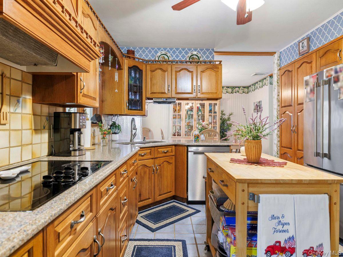 105 S Chapel Hill Road
