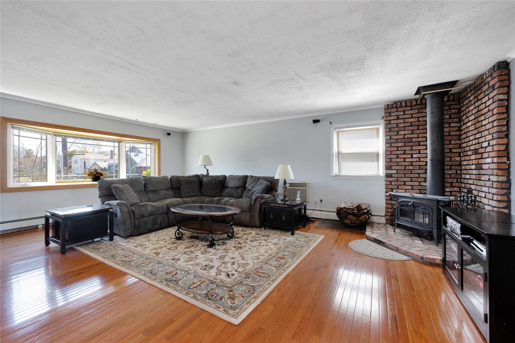 3270 Neptune Avenue, Oceanside, New York image 5