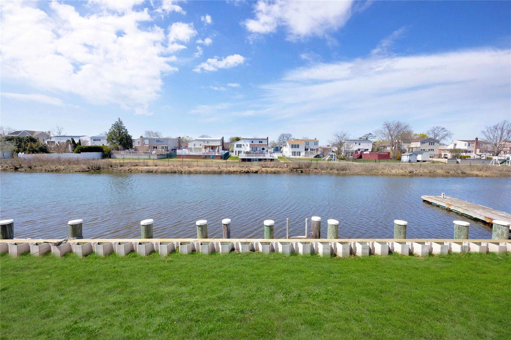 3270 Neptune Avenue, Oceanside, New York image 20