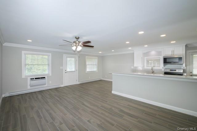 146 Montauk Highway 14