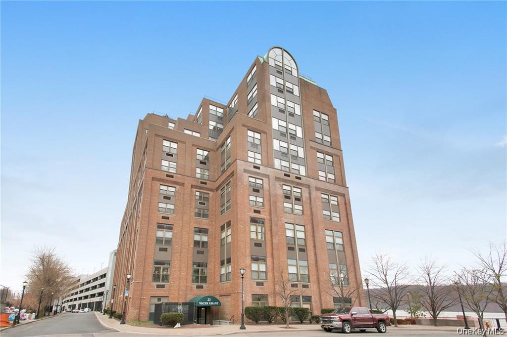 23 Water Grant Street 4I