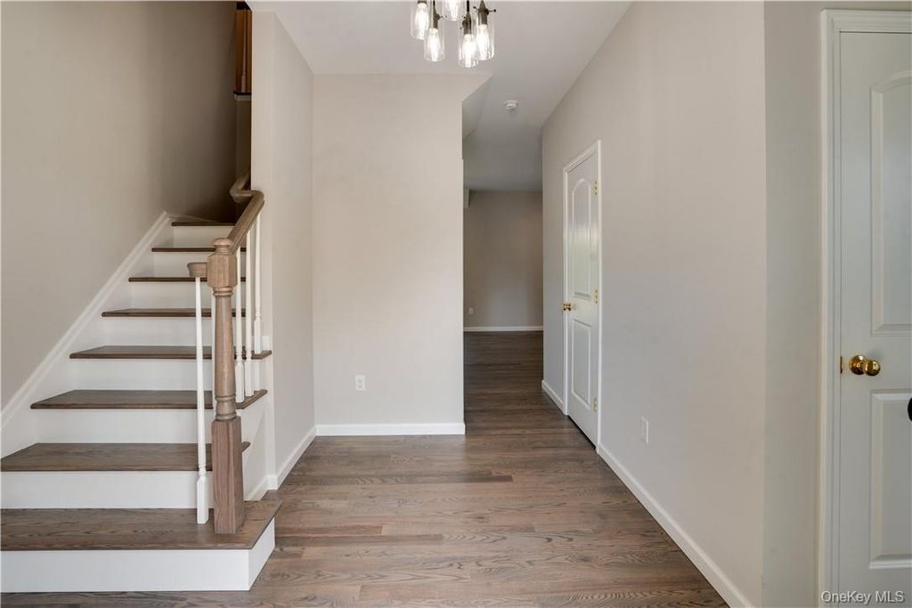 Photo of 12 Whalen Road, Hopewell Junction, NY 12533 (MLS # 1002177)