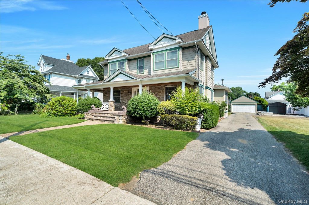 Photo of 50 Catherine Street, Valley Stream, NY 11581 (MLS # 1025598)