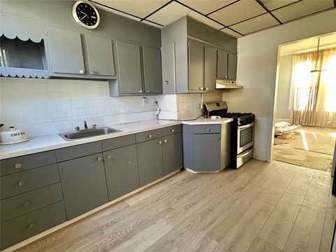 MLS: 826292