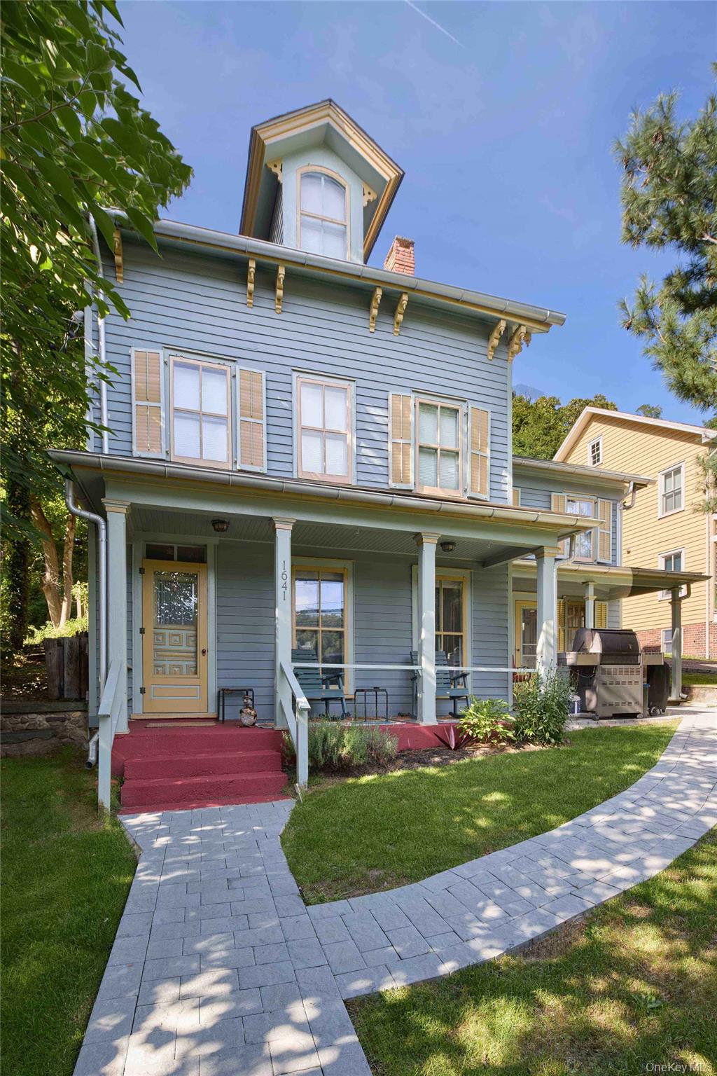 Photo of 1641 Northern Boulevard, Roslyn, NY 11576 (MLS # 1047525)