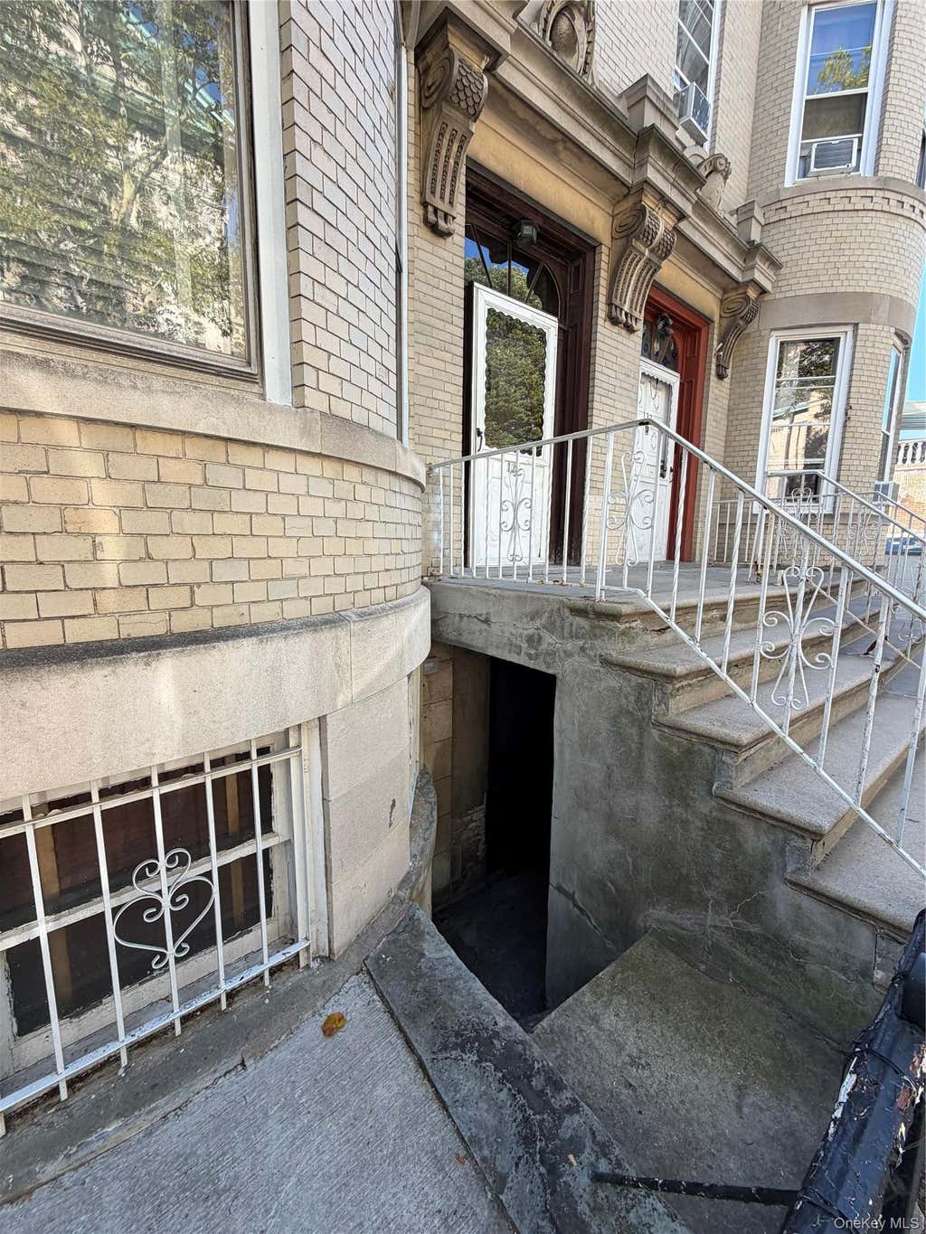 Photo of 121 Bay 20th Street, Brooklyn, NY 11214 (MLS # 1043370)