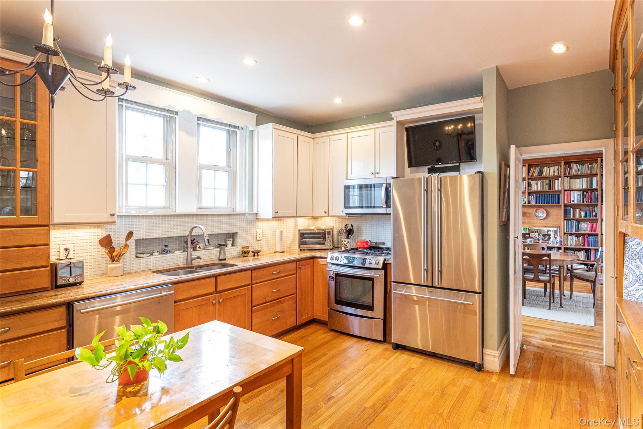 7 Tanglewylde Avenue 6C