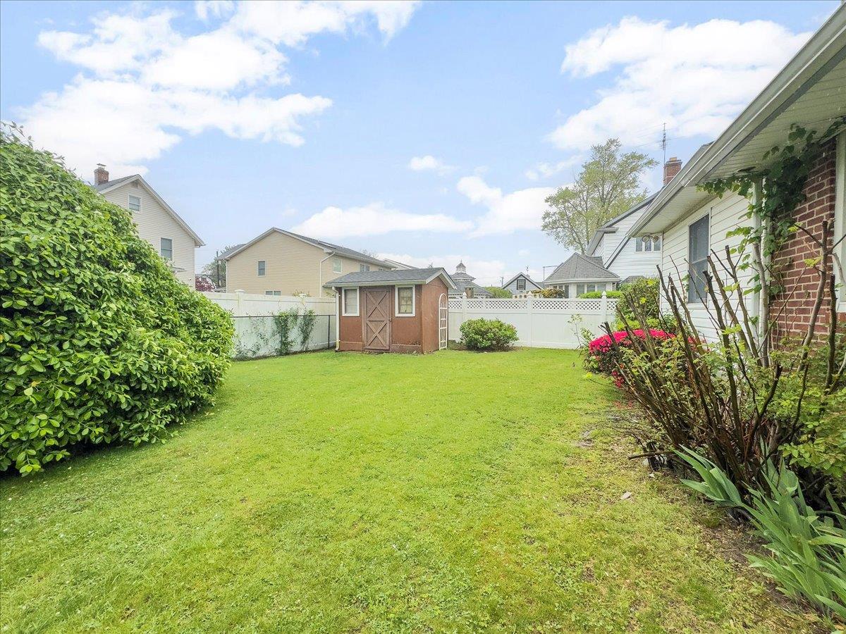 12 Dorothy Street, Bethpage, New York image 29