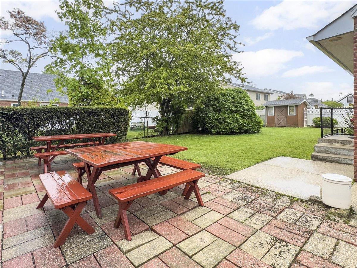 12 Dorothy Street, Bethpage, New York image 30