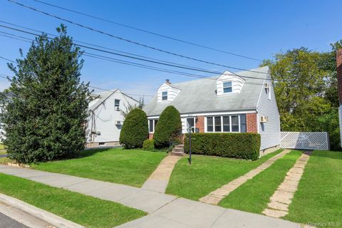 7 Washington Street Hicksville NY 11801