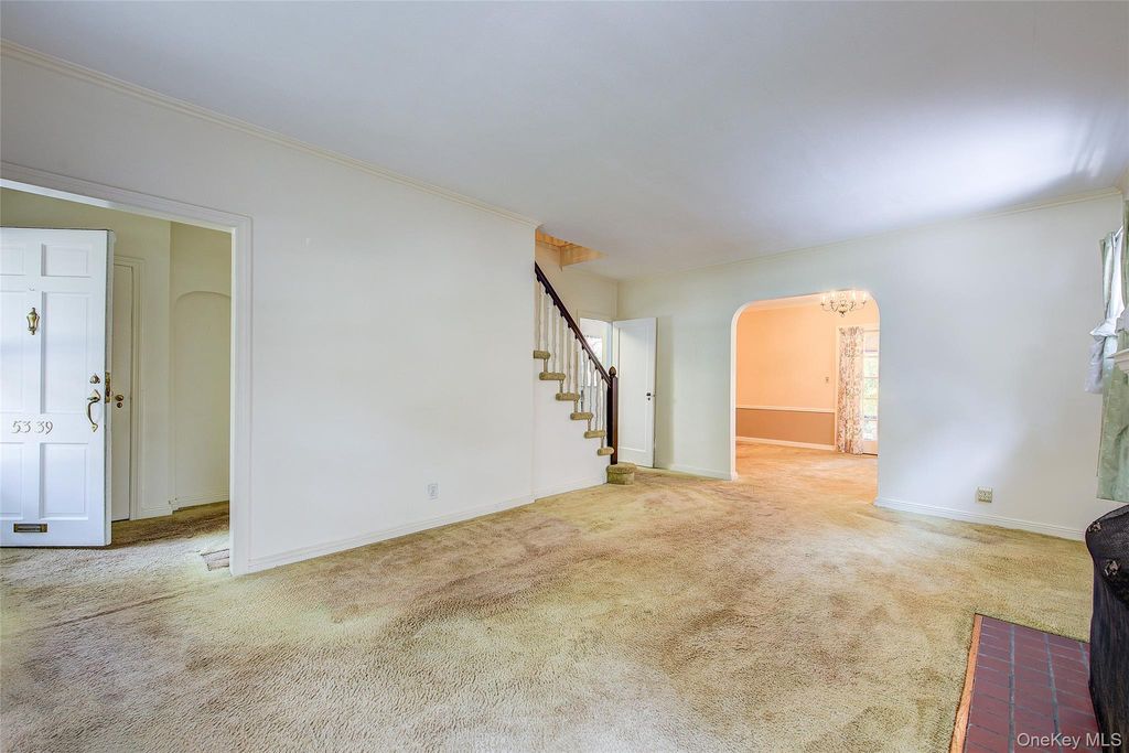 Photo of 53-39 Bell Boulevard, Bayside, NY 11364 (MLS # 977978)