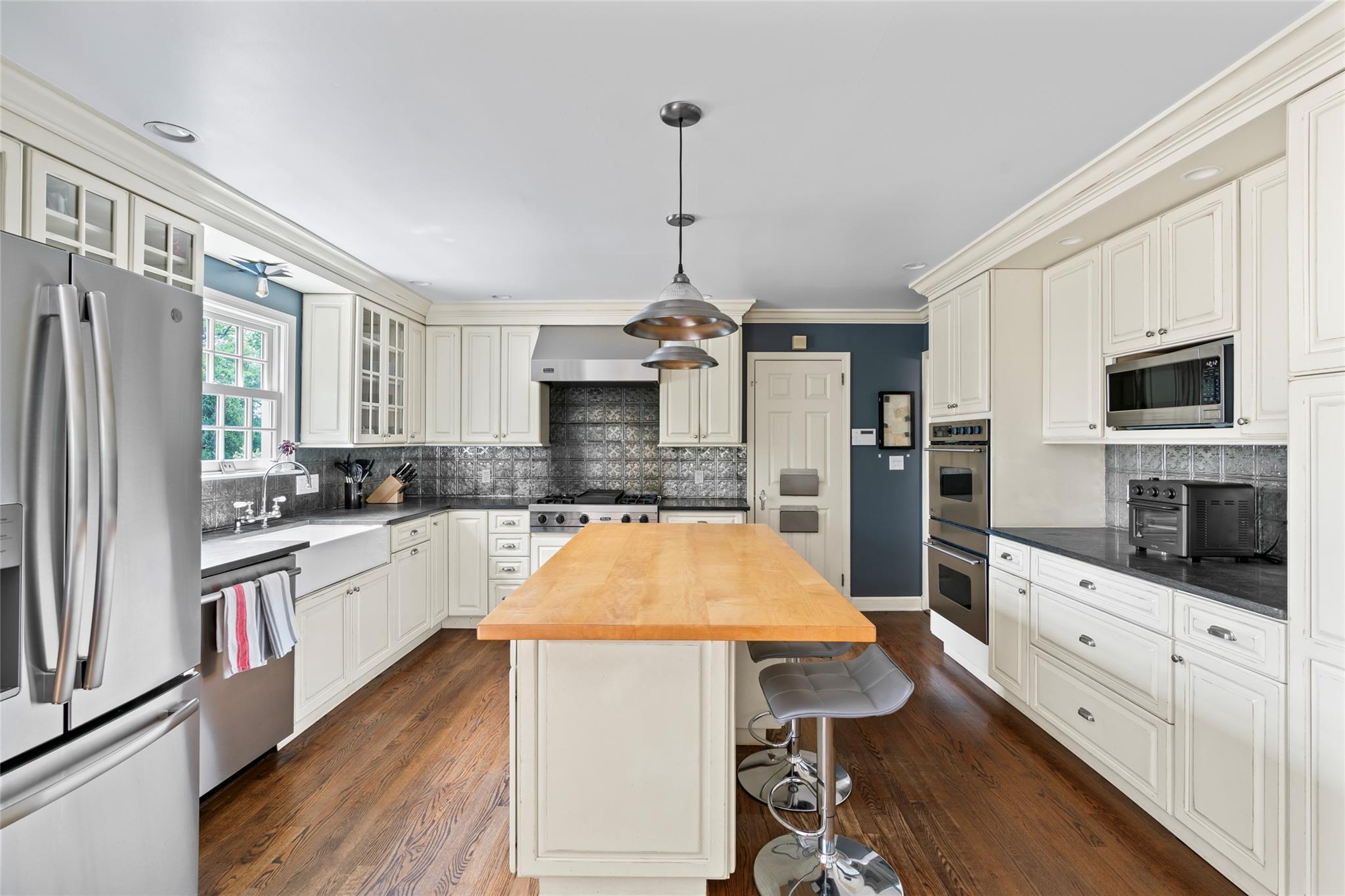 57 Edgewood Avenue, Larchmont, New York image 6