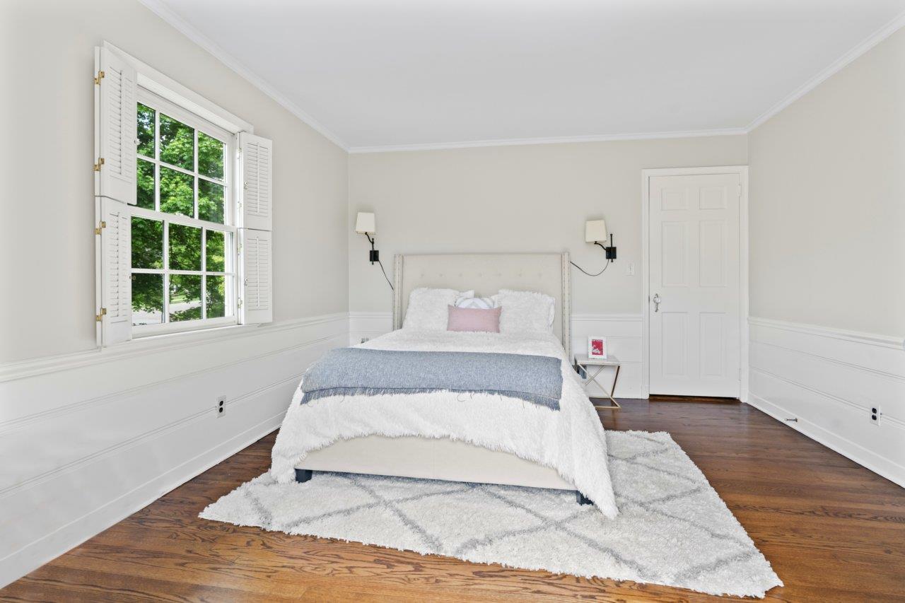 57 Edgewood Avenue, Larchmont, New York image 16