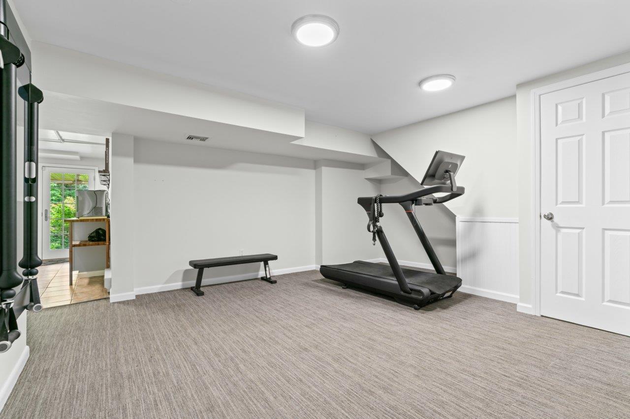 57 Edgewood Avenue, Larchmont, New York image 37