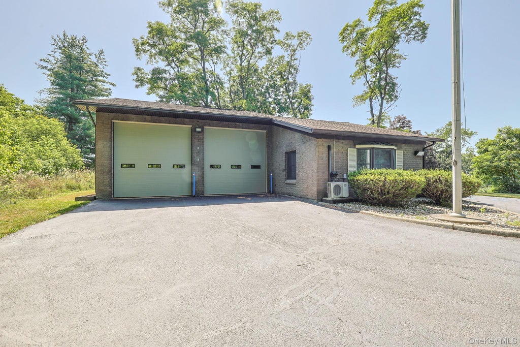 Photo of 501 Cedar Hill Road, Fishkill, NY 12524 (MLS # 1021467)
