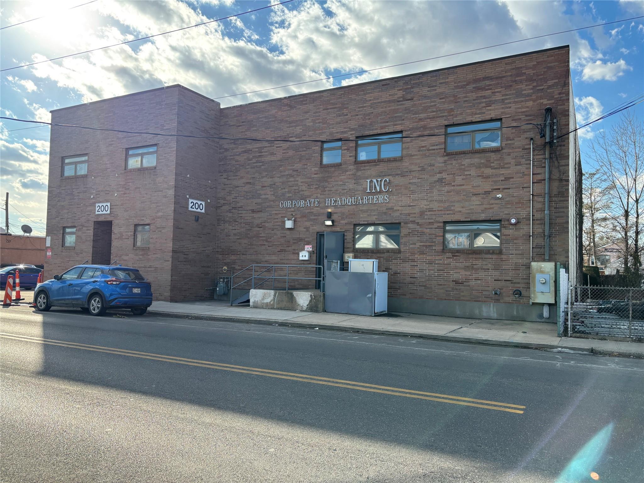 200 Meacham Avenue