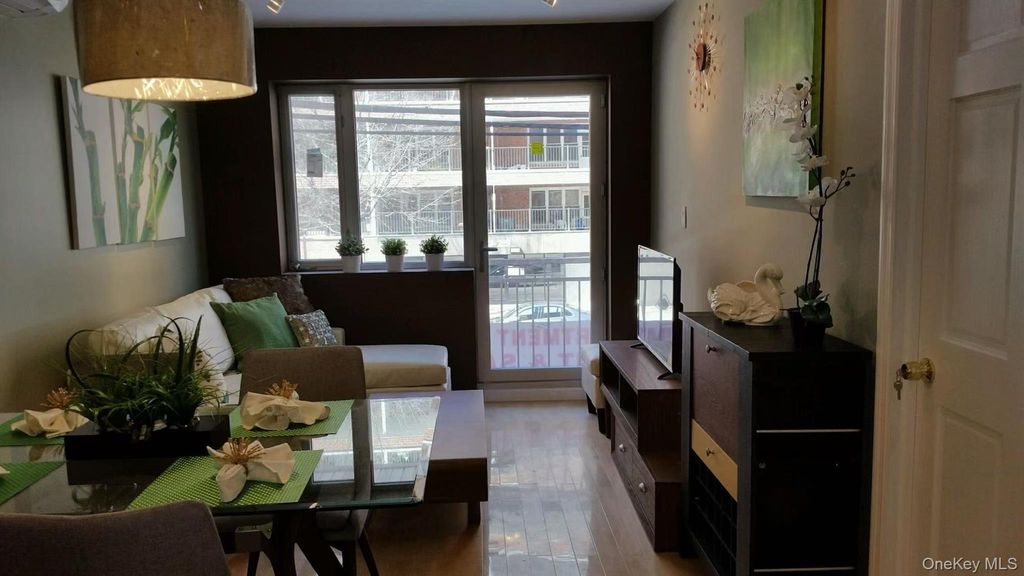 Photo of 143-28 41st Avenue #6C, Flushing, NY 11355 (MLS # 1002649)