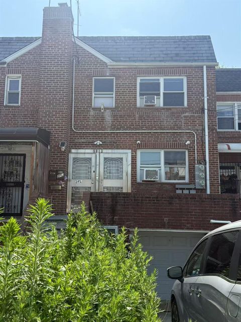 58-13 150th Street Flushing NY 11355