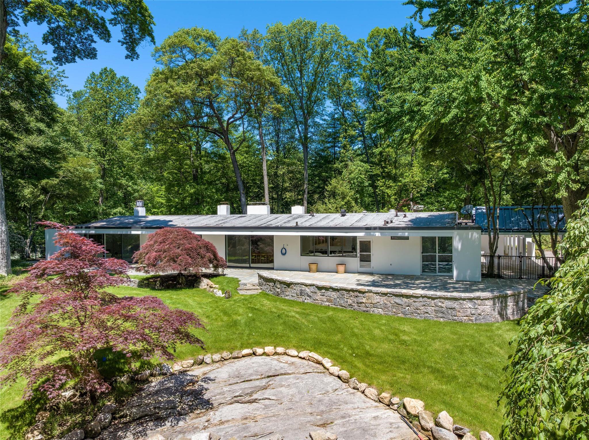 Rental Property at Timber Trail, Rye, New York - Bedrooms: 5 
Bathrooms: 5.5 
Rooms: 10  - $25,000 MO.