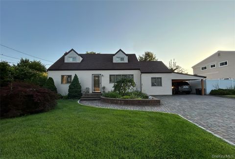 Photo of 738 Old Town Road, Port Jefferson Station, NY 11776 (MLS # 926745)
