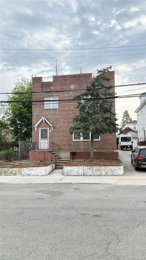 5515 134th Street Flushing NY 11355