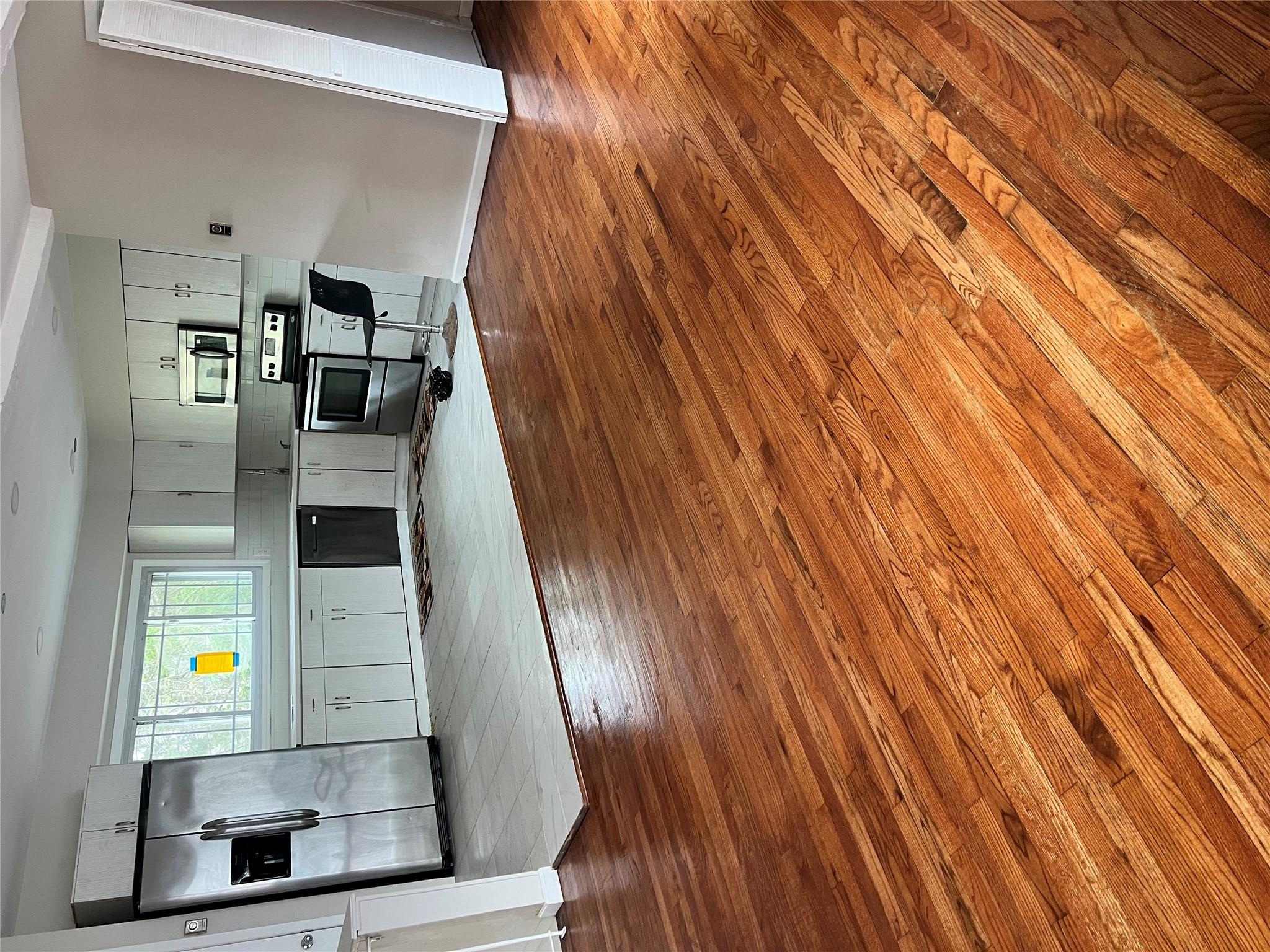 13 Laura Lane, Kiamesha Lake, New York image 4
