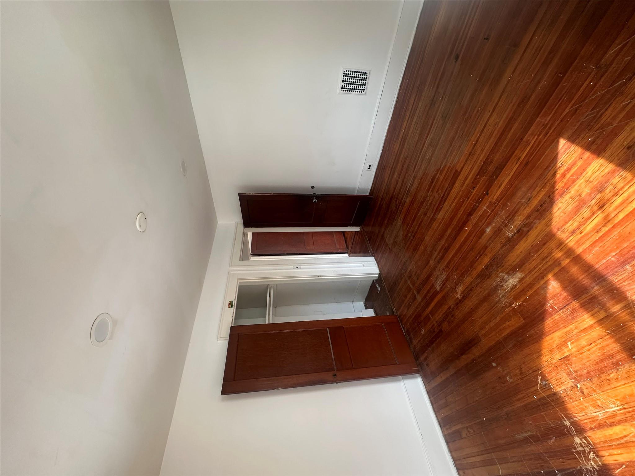 Poughkeepsie, New York 12601, United States, 3 Bedrooms Bedrooms, ,2 BathroomsBathrooms,Residential,Active,81524