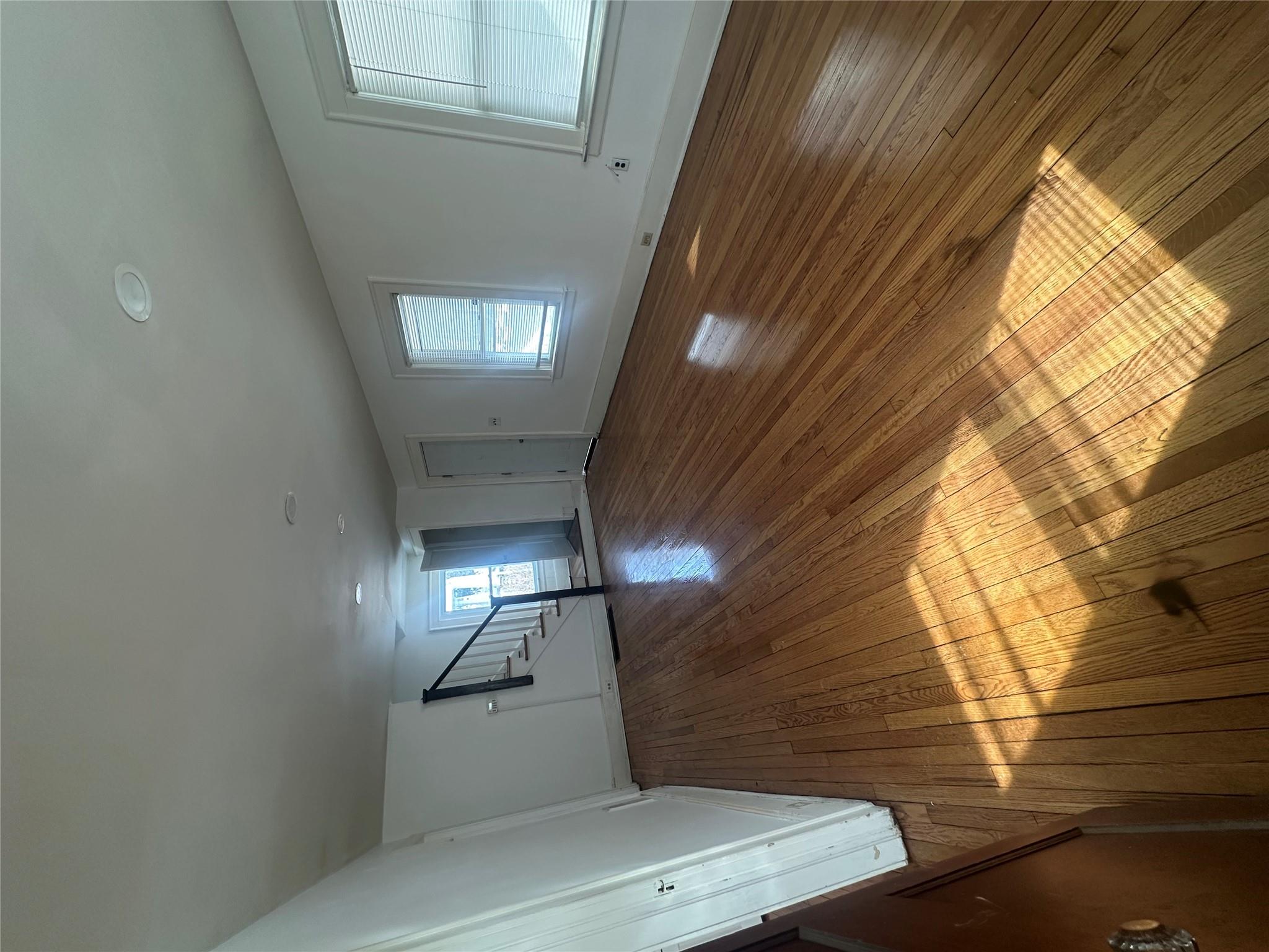 Poughkeepsie, New York 12601, United States, 3 Bedrooms Bedrooms, ,2 BathroomsBathrooms,Residential,Active,81524