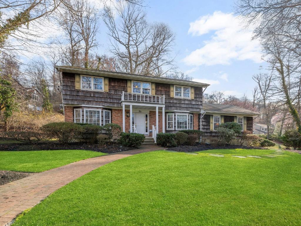 Property for Sale at Cornell Court, East Setauket, Hamptons, NY - Bedrooms: 4 
Bathrooms: 3  - $700,000