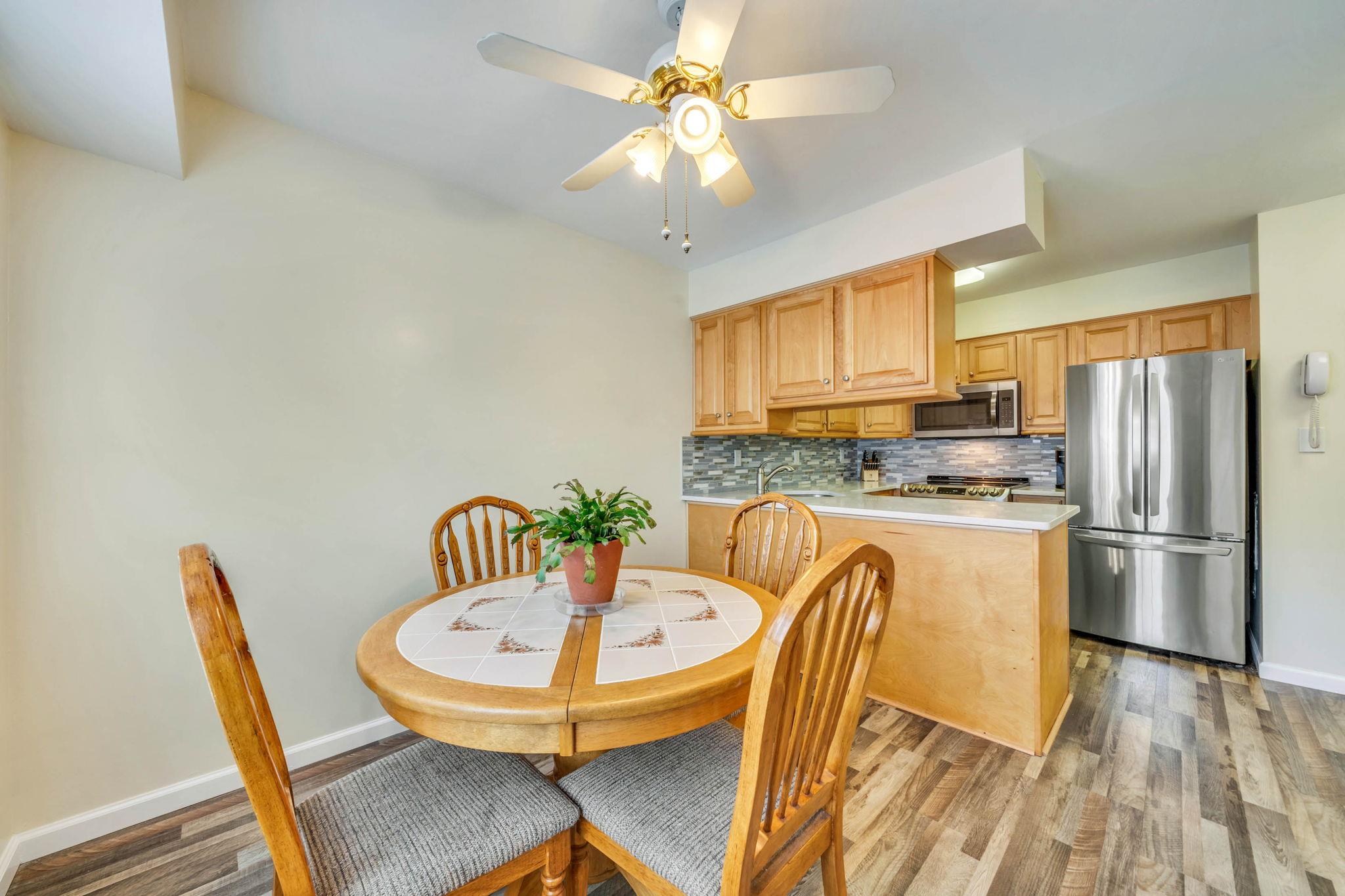 88 Whalers Cove Drive #88, Babylon, New York image 11