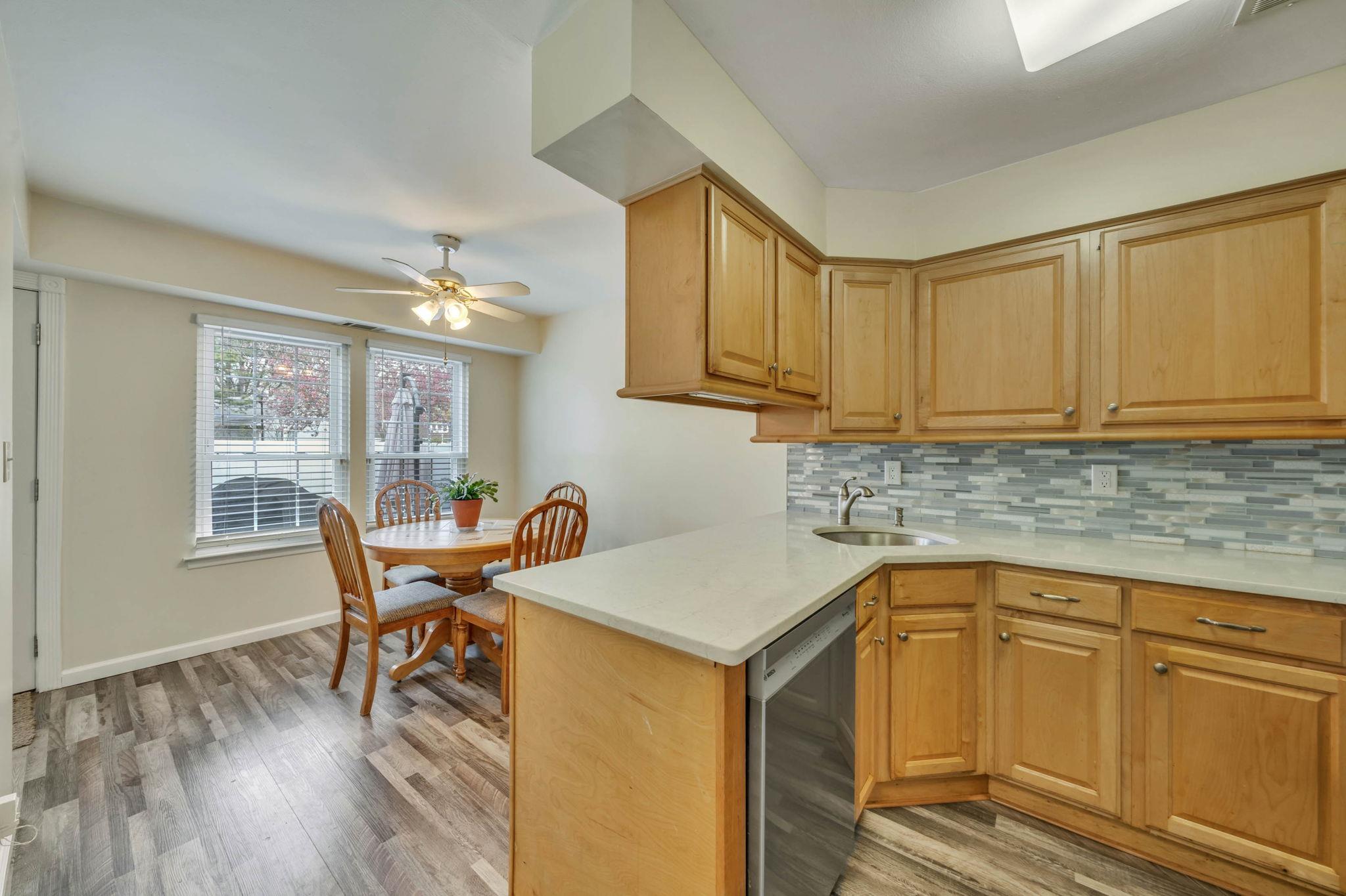 88 Whalers Cove Drive #88, Babylon, New York image 15