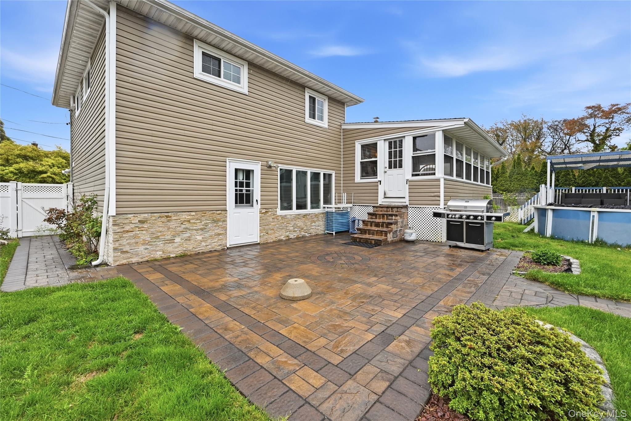 572 Benjamin Road
