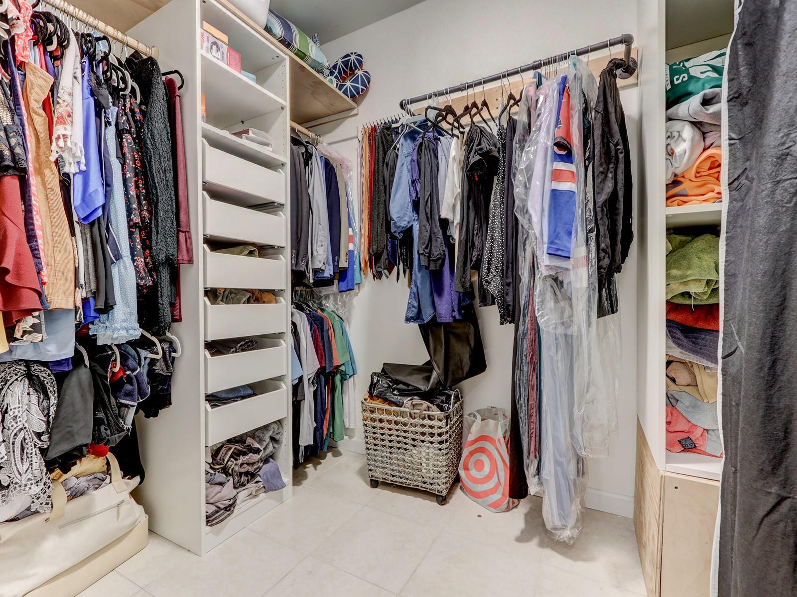 Long Beach, New York 11561, United States, 4 Bedrooms Bedrooms, ,2 BathroomsBathrooms,Residential,Active,176968