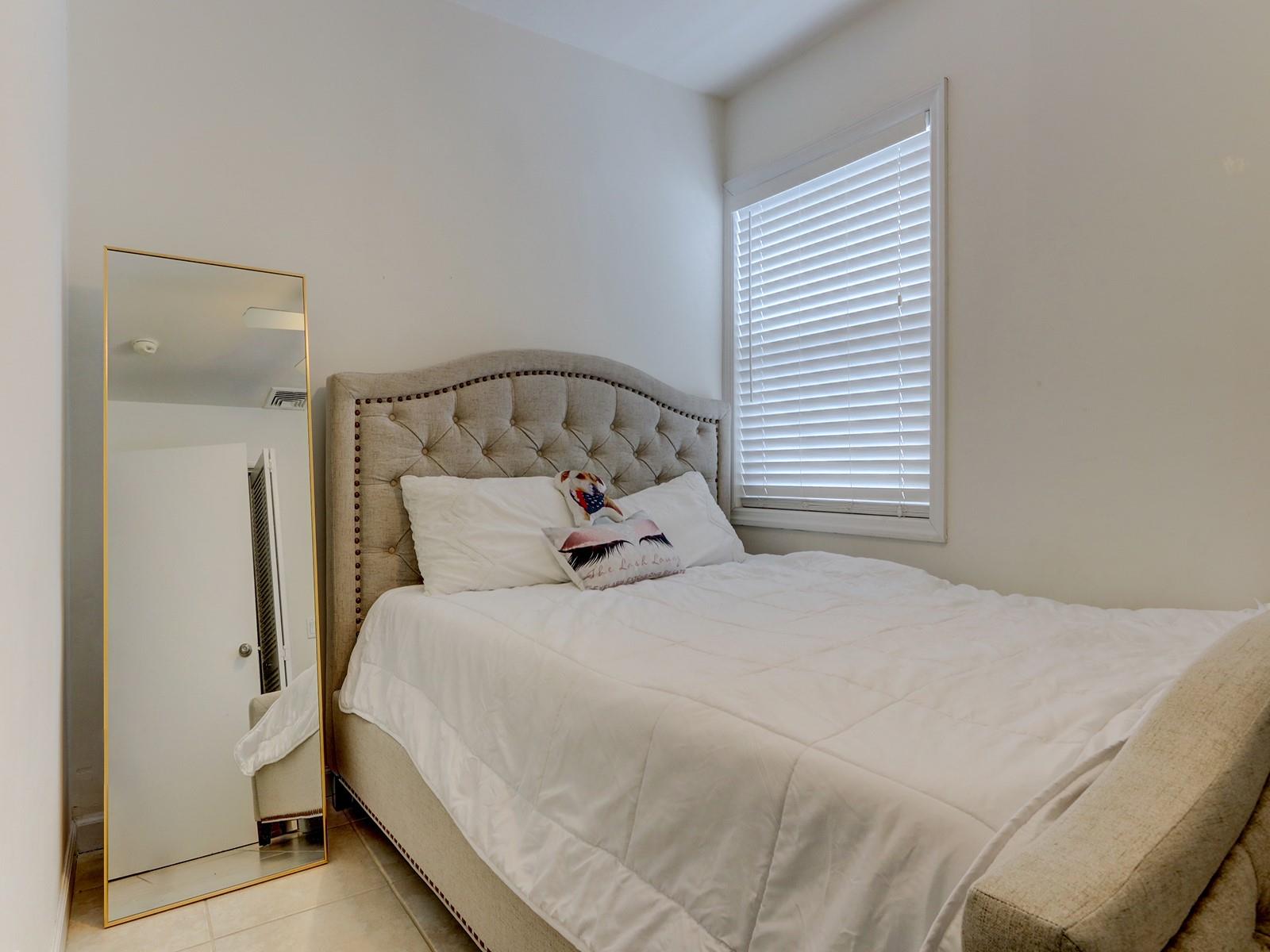 Long Beach, New York 11561, United States, 4 Bedrooms Bedrooms, ,2 BathroomsBathrooms,Residential,Active,176968