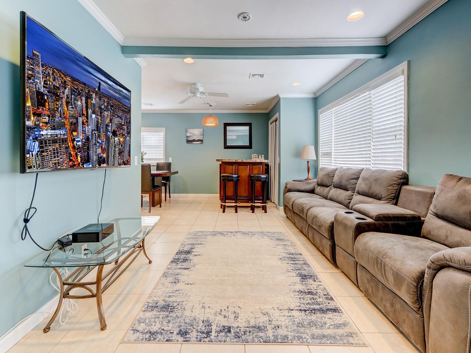 Long Beach, New York 11561, United States, 4 Bedrooms Bedrooms, ,2 BathroomsBathrooms,Residential,Active,176968