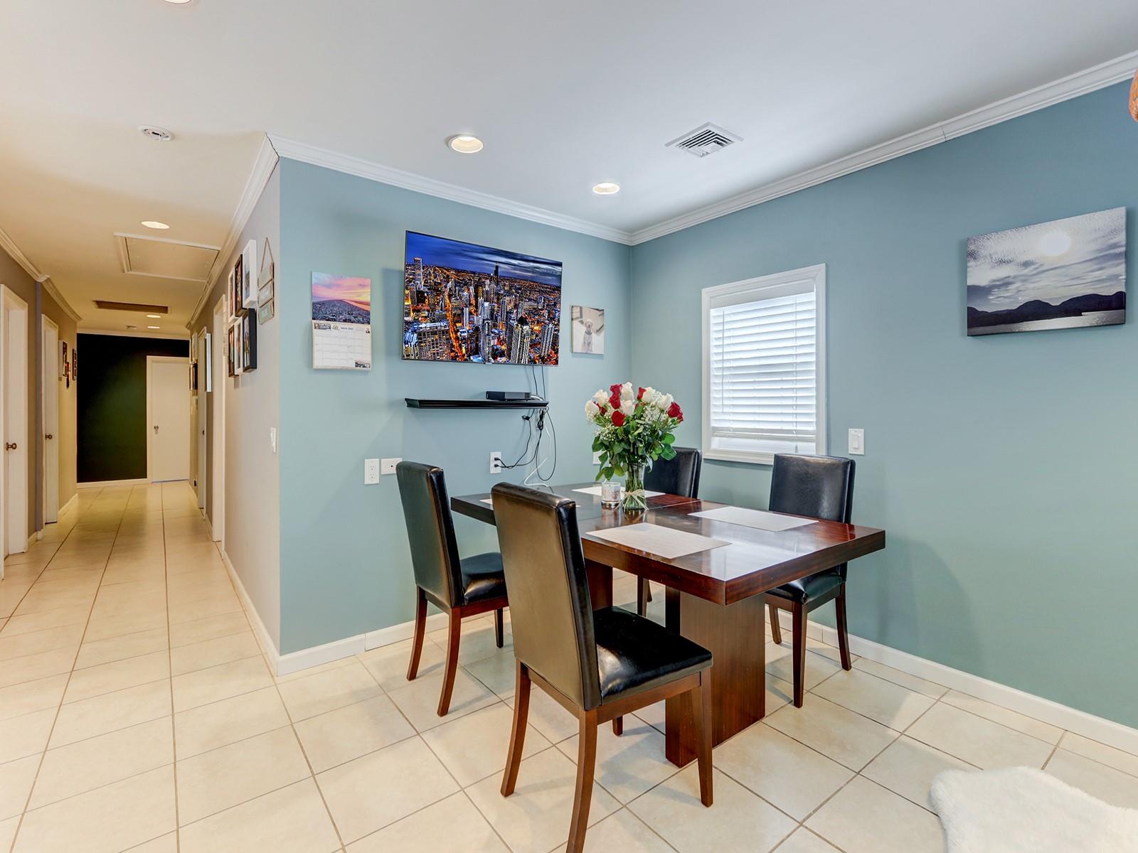 Long Beach, New York 11561, United States, 4 Bedrooms Bedrooms, ,2 BathroomsBathrooms,Residential,Active,176968