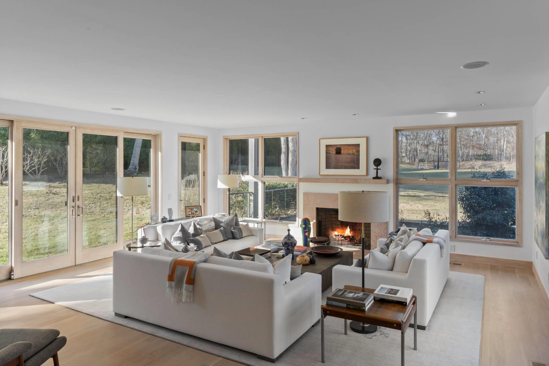 151 Skimhampton Road, East Hampton, New York image 6