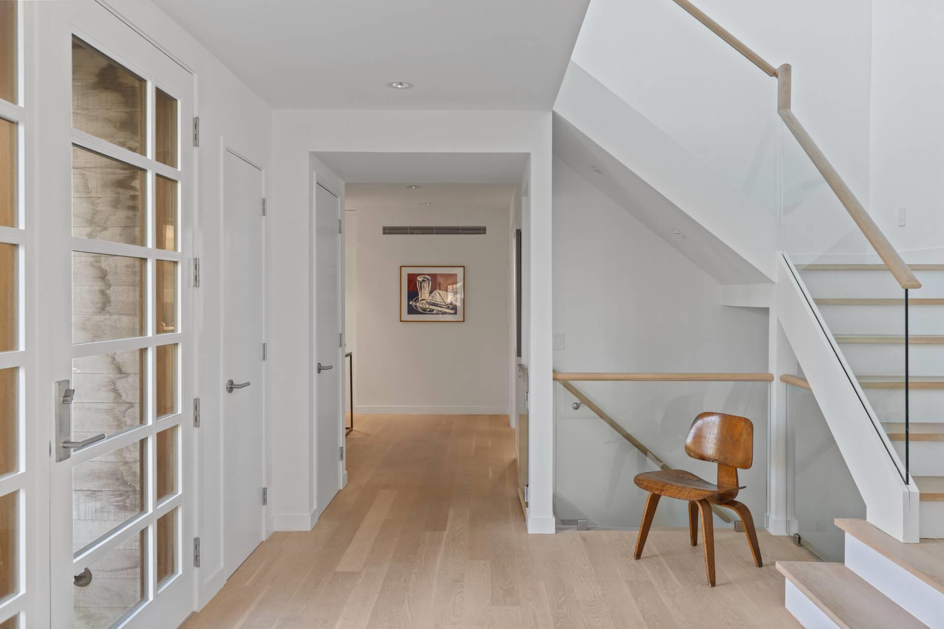 151 Skimhampton Road, East Hampton, New York image 7