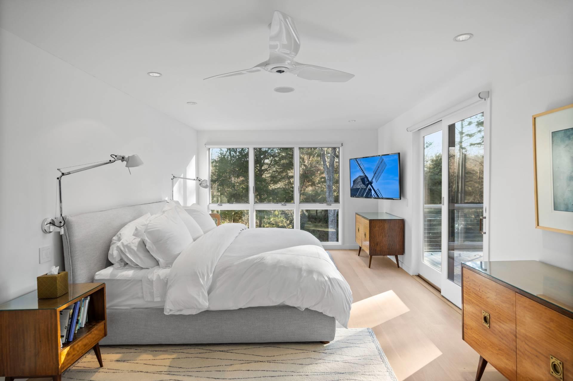 151 Skimhampton Road, East Hampton, New York image 18