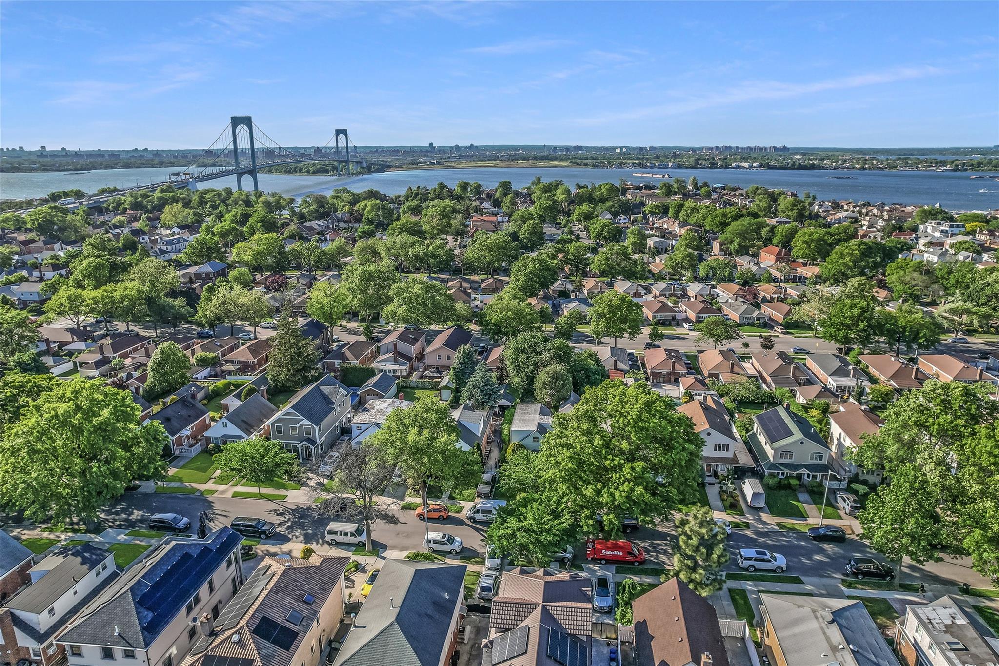 148-03 9th Avenue, Whitestone, New York image 42