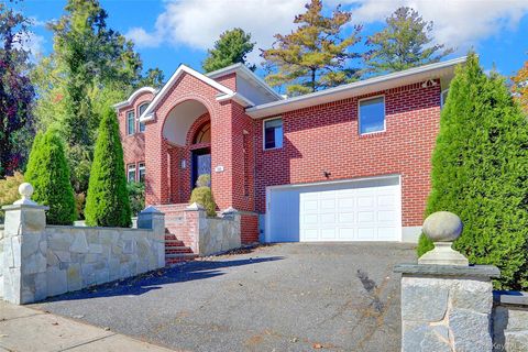 300 Ellen Place Jericho NY 11753