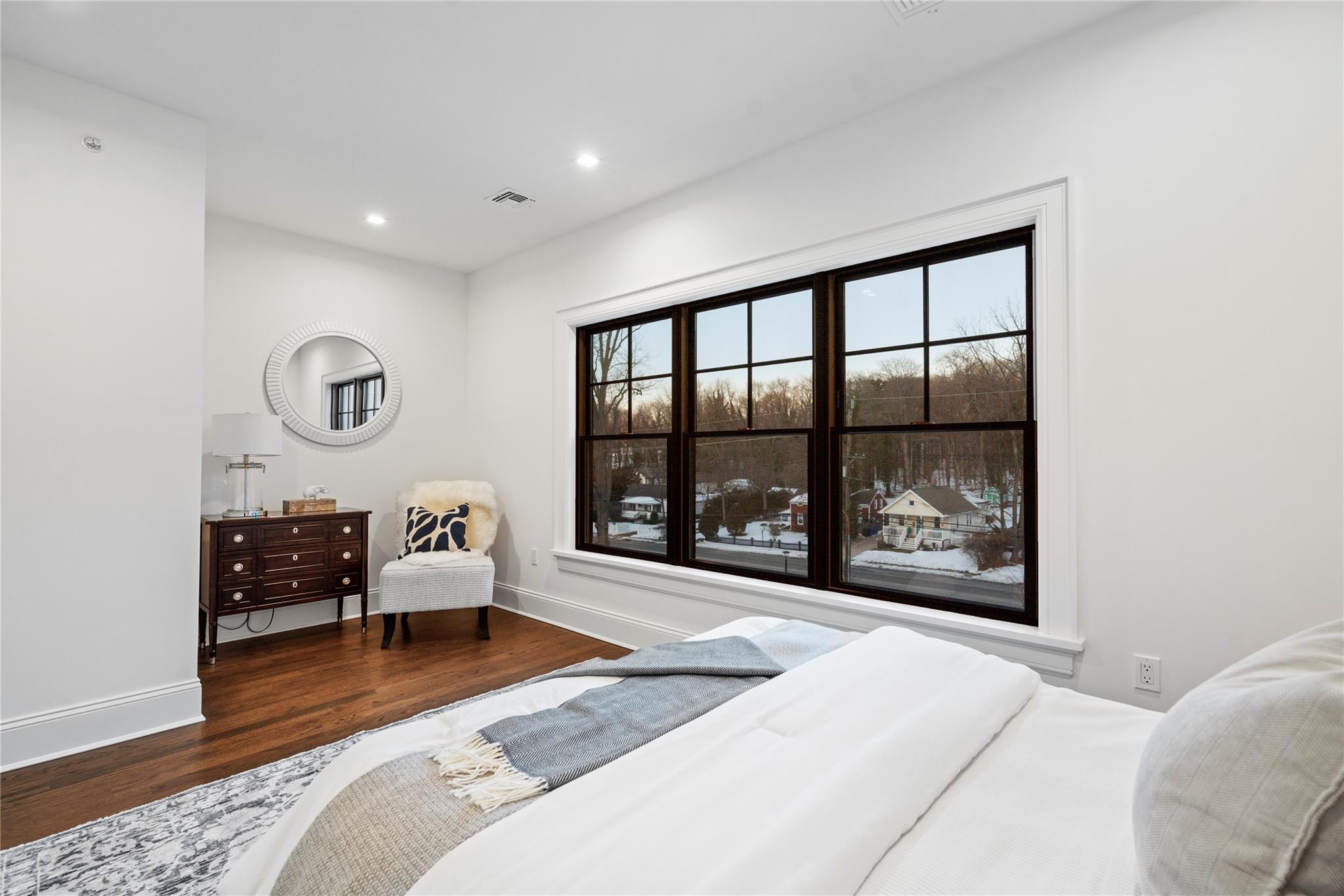 133 E Spring Road #9, Huntington, New York image 33