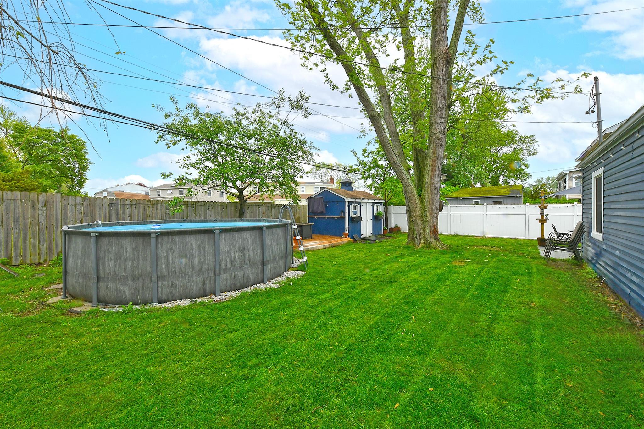 133 Spring Lane, Levittown, New York image 24